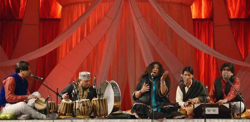 رفیع پیر تھیٹر کا صوفی میوزک فیسٹیول گذشتہ سالوں کے مقابلے میں ہلکا رہا