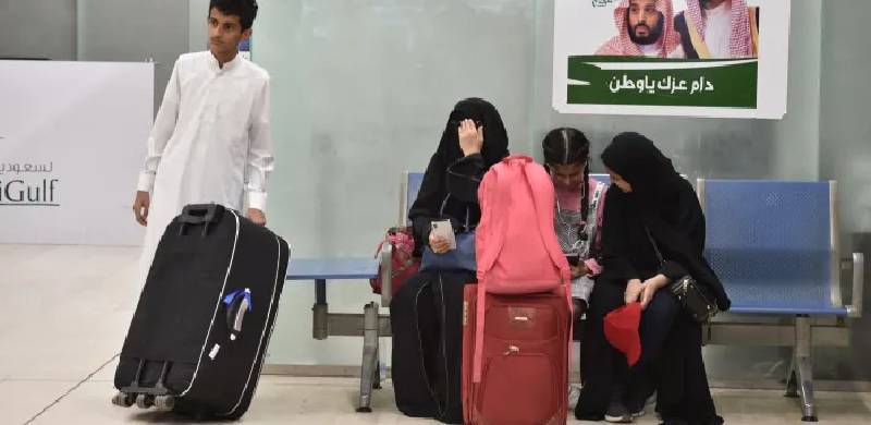 سعودی خواتین محرم کے بغیر بیرونِ ملک سفر کرسکیں گی