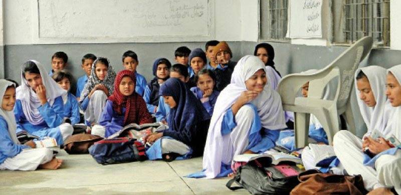 پنجاب: 2020 میں پرائمری سطح پر ذریعہ تعلیم اردو کر دیا جائے گا