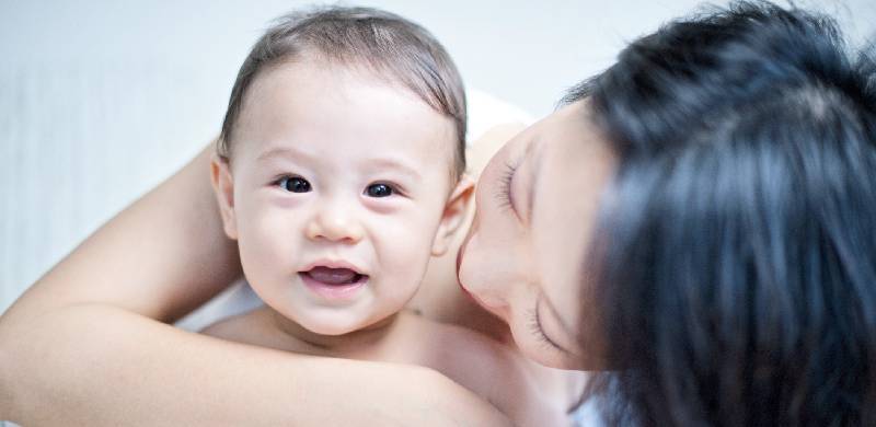 چین: غیر شادی شدہ امیر خواتین سپرم سے بچے کیوں پیدا کر رہی ہیں؟