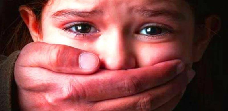 حیدرآباد: سفاک ملزم نے 9 سالہ بچی کو مبینہ زیادتی کے بعد قتل کر دیا