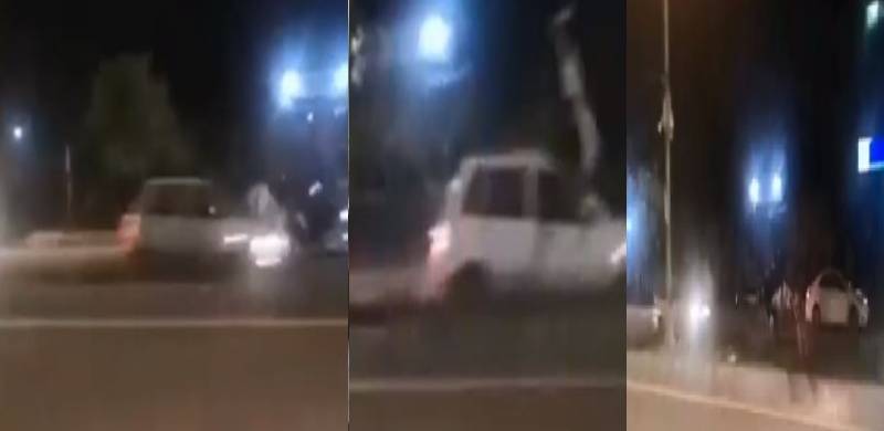 راولپنڈی: سڑک پر الٹی سمت سے بھاگتا آتا ہوا بیل دھماکے سے گاڑی کی سکرین کے اندر جا گھسا: ویڈیو وائرل