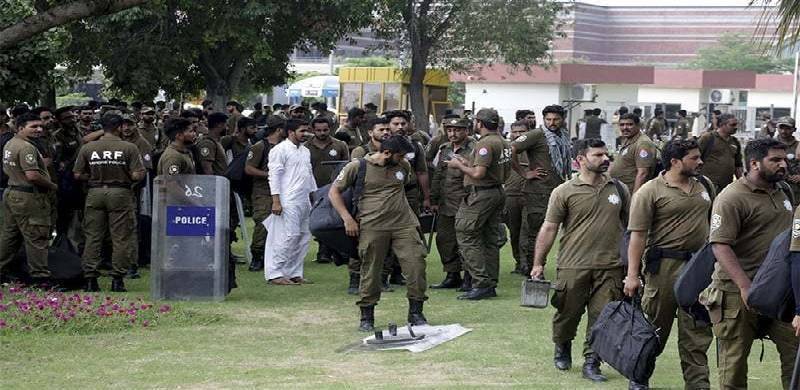 وزیر اعظم کا دورہ لاہور پنجاب پولیس پر بھاری: ایک بار پھر بڑے پیمانے پر اکھاڑ پچھاڑ