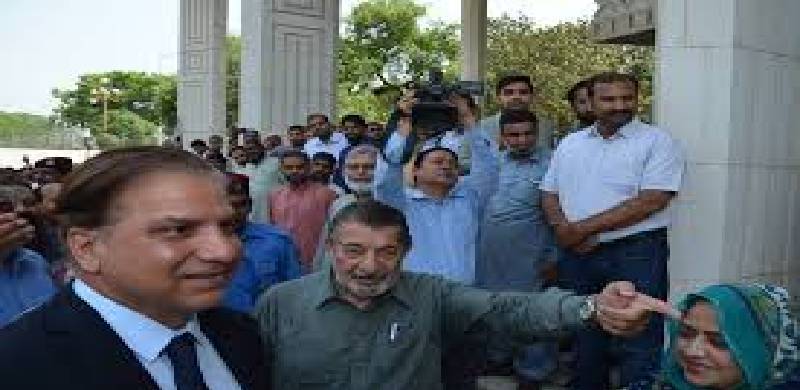 آڈیٹر جنرل اف پاکستان نے چئیرمین واپڈا  لیفٹنٹ جنرل (ر) مزمل حسین کی تعیناتی کو غیر قانونی قرار دیا