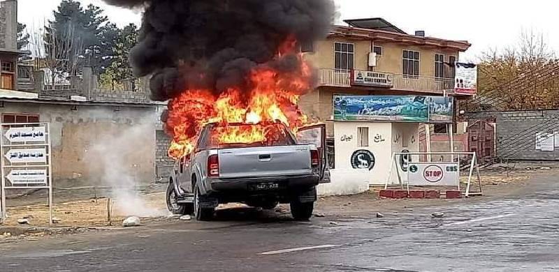 انتخابات میں دھاندلی: گلگت بلتستان میں احتجاج، چار سرکاری گاڑیاں اور ایک سرکاری دفتر نذرِ آتش