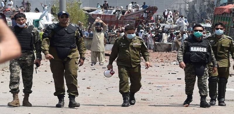 حکومت اور کالعدم تحریک لبیک کے معاہدے سے پنجاب پولیس کے سینئر افسران ناراض، معاہدہ غیر ضروری قرار دے دیا