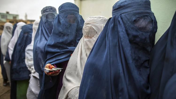 افغان طالبان کا بالغ لڑکیوں اور بیوہ خواتین کو مجاہدین کے ساتھ نکاح میں دینے کا حکم