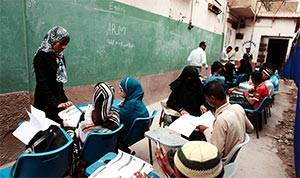 پاکستان میں یکساں تعلیمی نصاب کے چرچے: کچھ حقیقت ، کچھ فسانہ
