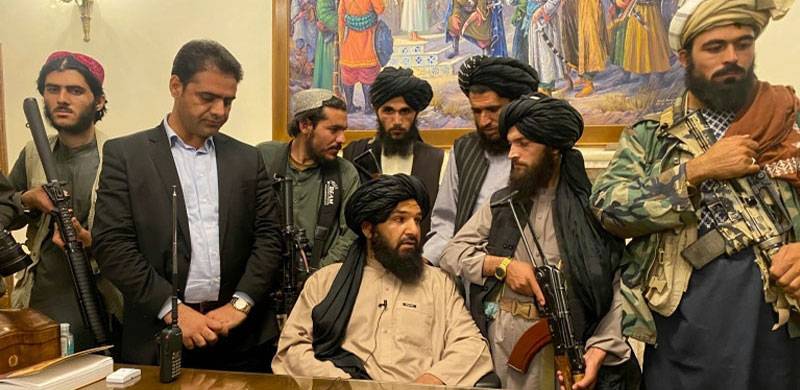 طالبان کا افغانستان پر قبضہ اور پاکستان میں جشن: ' مت بھولیں کہ افغانستان سے آگے پاکستان ہے'