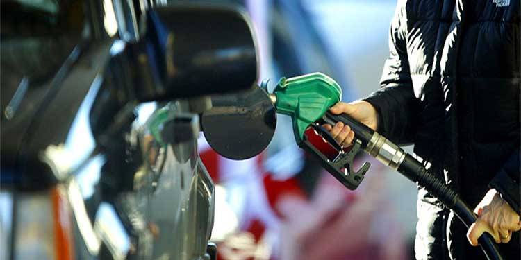 پاکستان میں پیٹرول کی قیمت میں 13 روپے فی لیٹر اضافے کا امکان