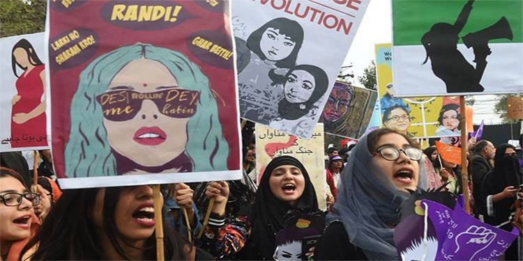 عورت مارچ پر پابندی لگائی جائے، وزیراعظم عمران خان کو خط لکھ دیا گیا