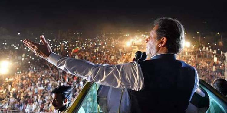 عمران خان کی پراپیگنڈا مہم اور لاہور کا جلسہ
