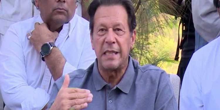 عمران خان نے نواز شریف پر لندن میں بیٹھ کر ساری سازش رچانے کا الزام لگا دیا