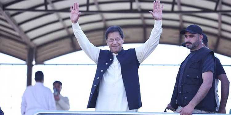 عمران خان کا 9 حلقوں سے خود ضمنی الیکشن لڑنے کا اعلان