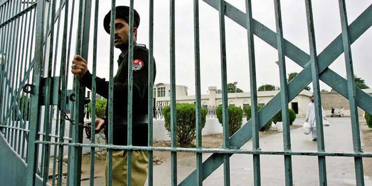 پاکستانی جیلوں میں ایک علیحدہ سلطنت قائم ہے