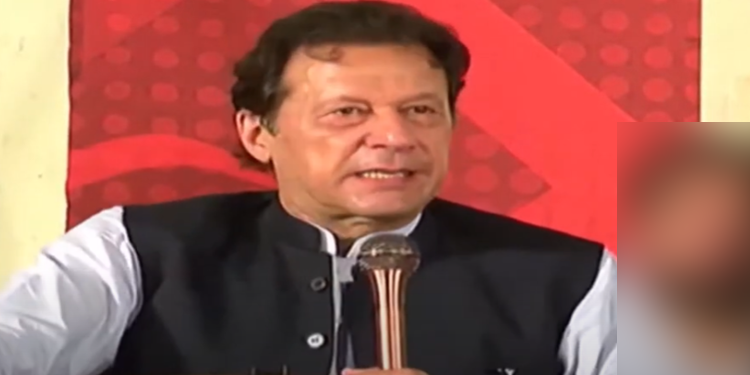 ملک کے اصل طاقت ور آپ ہیں، آپ کیسے نیوٹرل رہ سکتے ہیں: عمران خان