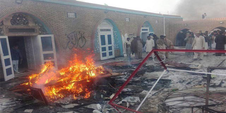 پاکستان میں احمدی عبادت گاہوں اور قبرستانوں پر حملے کیوں ہوتے ہیں؟