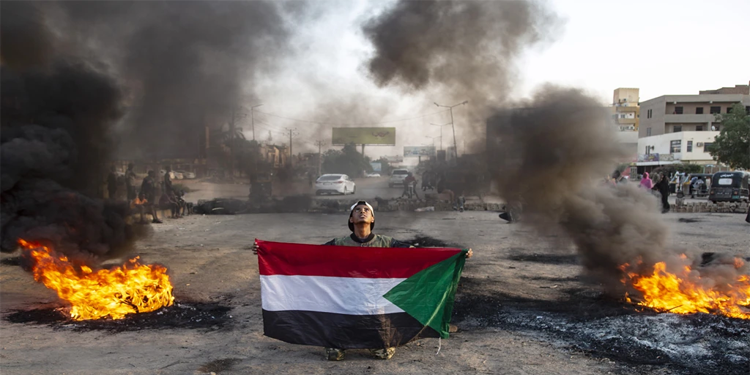 سوڈان میں جاری اقتدار کی پُرتشدد جنگ اور مسلم ریاستیں
