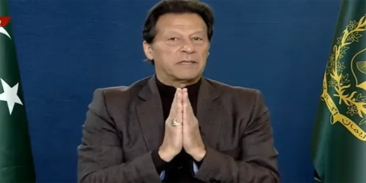 'صُلح کے لئے تیار ہوں؛ ملاقات میں عمران خان نے کرم فرماؤں کو یقین دہانی کروا دی'