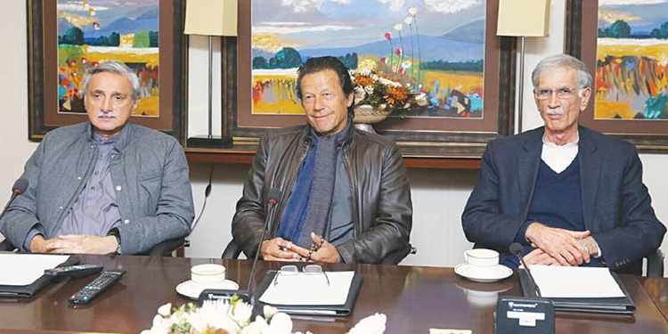 'پرویز خٹک درجنوں PTI رہنماؤں کے ہمراہ جہانگیر ترین سے ہاتھ ملانے کو تیار'