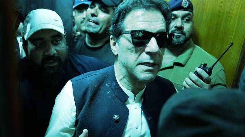 ' سائفر کیس ،عمران خان کو  ایک ماہ میں سزا سنائے جانے کا امکان'