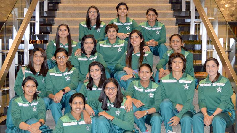 پاکستان ویمنز کرکٹ ٹیم ٹی ٹونٹی اور ون ڈے سیریز کے لیے دبئی سے آکلینڈ روانہ