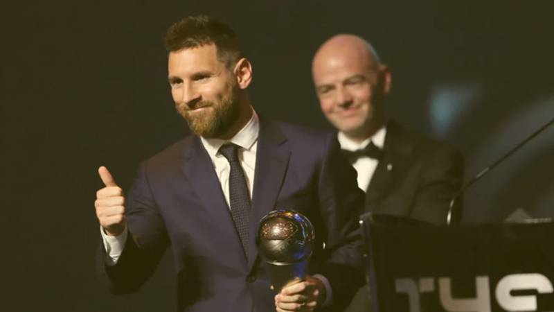 لیونل میسی نے تیسری بار فیفا پلیئر آف دی ایئر کا ایوارڈ جیت لیا