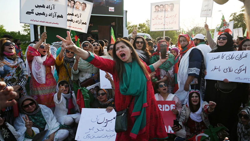 عمران خان کے حق میں آواز نہ اٹھانا سول سوسائٹی کا دہرا معیار ہے
