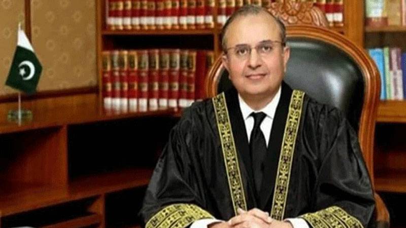 کچھ غلط کیا ہی نہیں تو ریفرنس کا ڈر کیوں ہونا، ہار نہیں مانیں گے، لڑتے ہوئے جائیں گے: جسٹس منصور