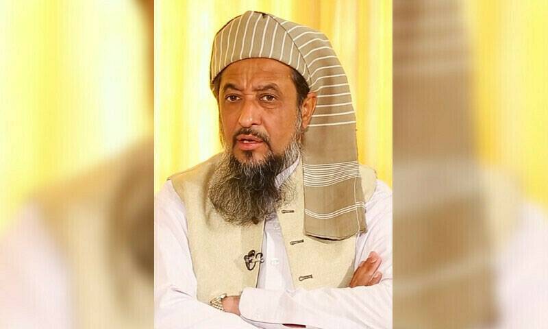 نوشہرہ: شہید مولانا حامد الحق کی نماز جنازہ، افغان قونصلر سمیت ہزاروں افراد کی شرکت