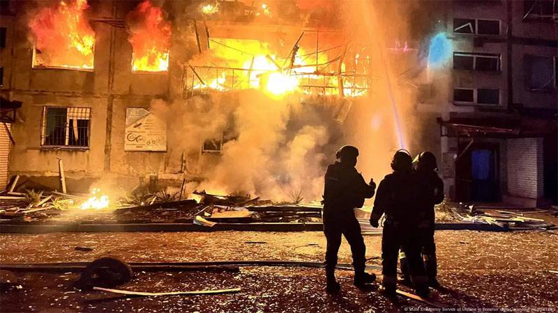 یوکرین کا ماسکو پر سب سے بڑا ڈرون حملہ، فضائی اور ٹرین سروس معطل