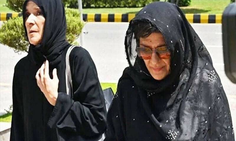 اڈیالہ جیل کے باہر پی ٹی آئی وکلا اور علیمہ خان کے درمیان شدید تلخ کلامی
