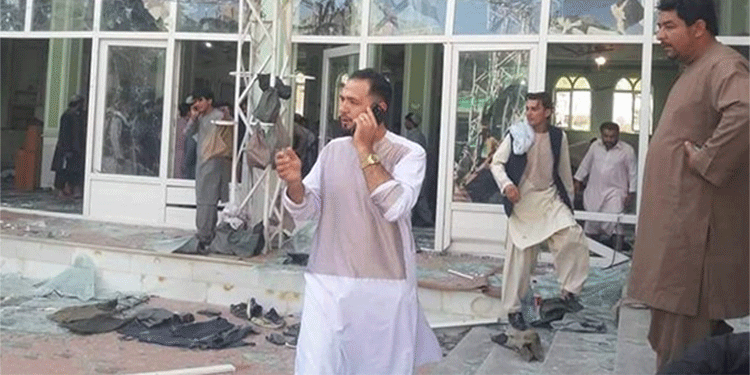 قندھار: نماز جمعہ کے دوران شیعہ مسجد میں دھماکہ، 32 افراد ہلاک، درجنوں زخمی