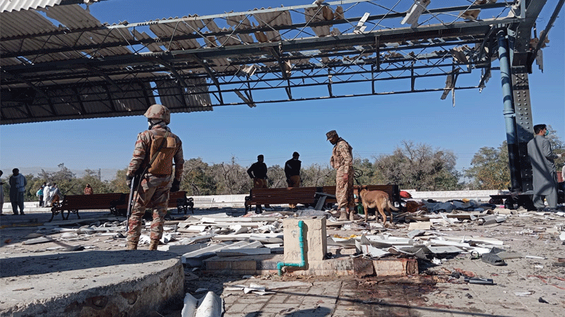 کوئٹہ؛ ریلوے سٹیشن پر فوجی دستے پر خودکش حملہ، 26 افراد جاں بحق، 61 زخمی