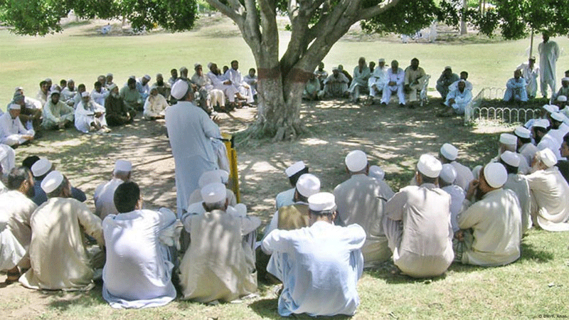 وہ قبائلی رسم جس میں میاں بیوی ثالث کی موجودگی میں جنسی عمل سرانجام دیتے ہیں